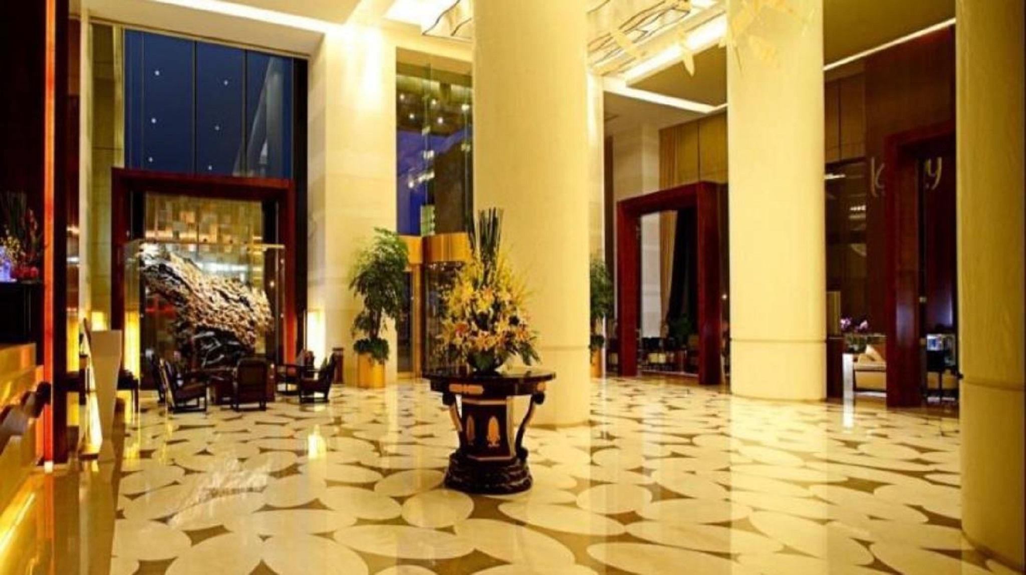 The Eton Hotel Shanghai Exterior photo